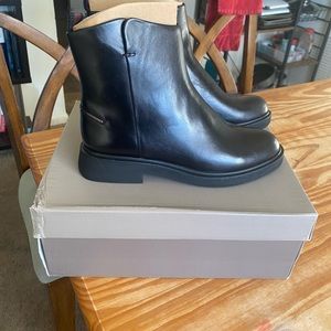 Brand new Franco Sarto boot